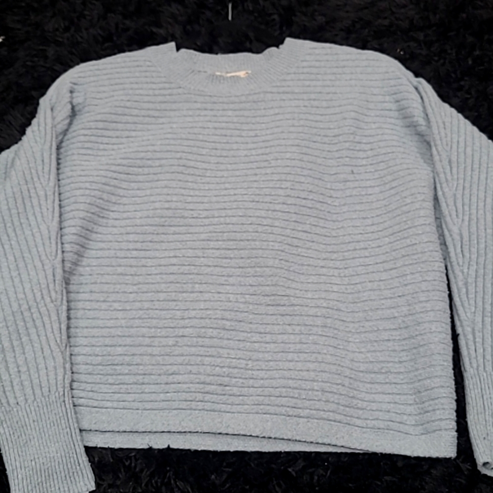 Blue sweater top